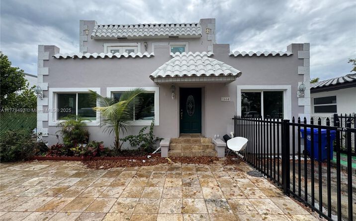 Pictures of Multifamily property located at 1664 SW 9th St, Miami, FL 33135 for sales - image #1