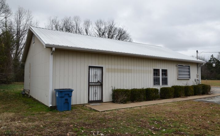 Pictures of Retail property located at 376 W Koonce St, Alamo, TN 38305 for sales - image #1