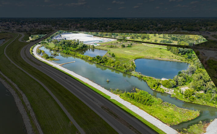 Pictures of Industrial property located at 1410-1450 Discovery Pkwy, Alton, IL 62002, 9215 Riverview Dr, Saint Louis, MO 63137, 3901 Union Blvd, Saint Louis, MO 63115 for sales - image #1