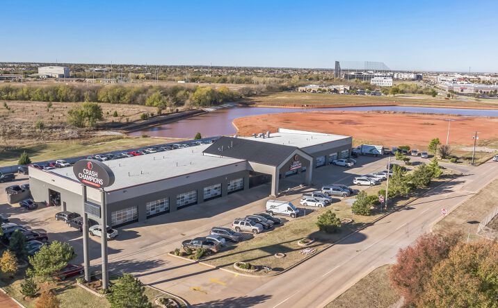 Pictures of Industrial, Retail property located at 420 John Kilpatrick Tpke, Oklahoma City, OK 73114 for sales - image #1