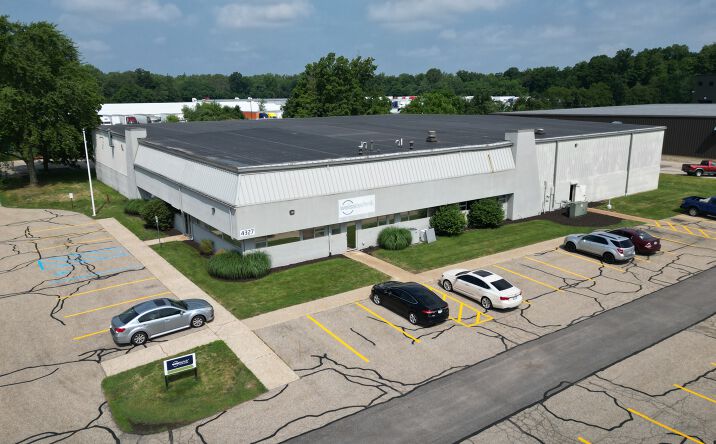 Pictures of Industrial property located at 4327 Airlane Dr SE, Grand Rapids, MI 49512 for sales - image #1