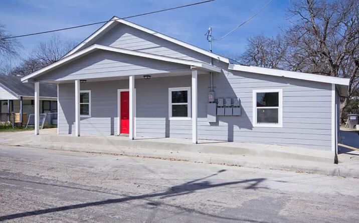 Pictures of Multifamily property located at 1309 Keats St, San Antonio, TX 78211 for sales - image #1