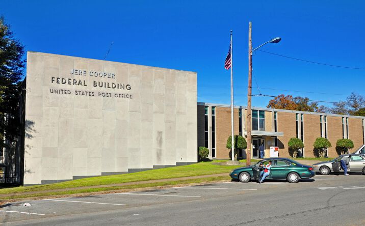 Pictures of Office property located at 309 N Church Ave, Dyersburg, TN 38024 for sales - image #1