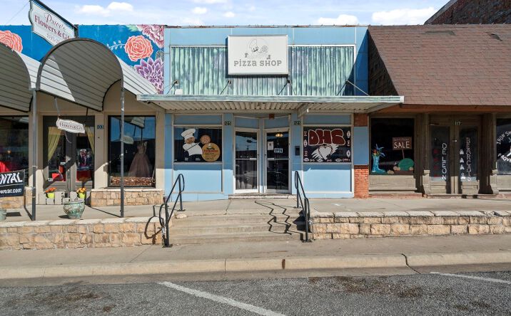 Pictures of Business for Sale property located at 125 N Texas Street, De Leon, TX 76444 for sales - image #1