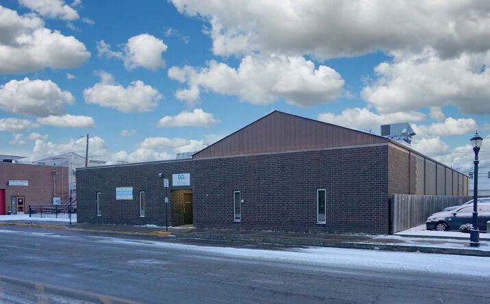 Pictures of Office property located at 722 4th Ave, New Kensington, PA 15068 for sales - image #1