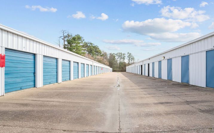 Pictures of Self Storage property located at 2407 W Frank Ave, Lufkin, TX 75904 for sales - image #1