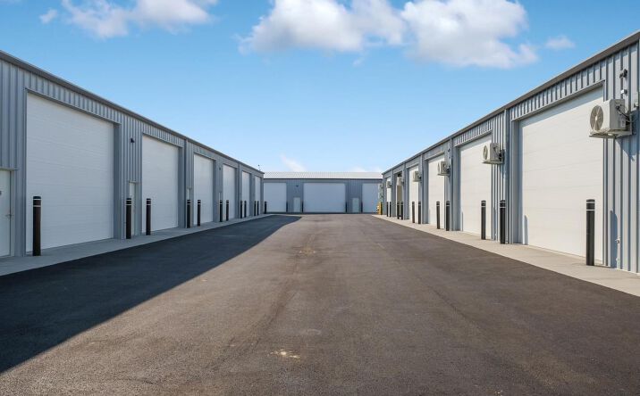 Pictures of Retail, Industrial property located at 308 Wellhouse Loop #1E, Richland, WA 99352 for sales - image #1