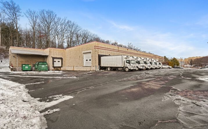 Pictures of Industrial property located at 21 Diana Ct, Cheshire, CT 06410 for sales - image #1
