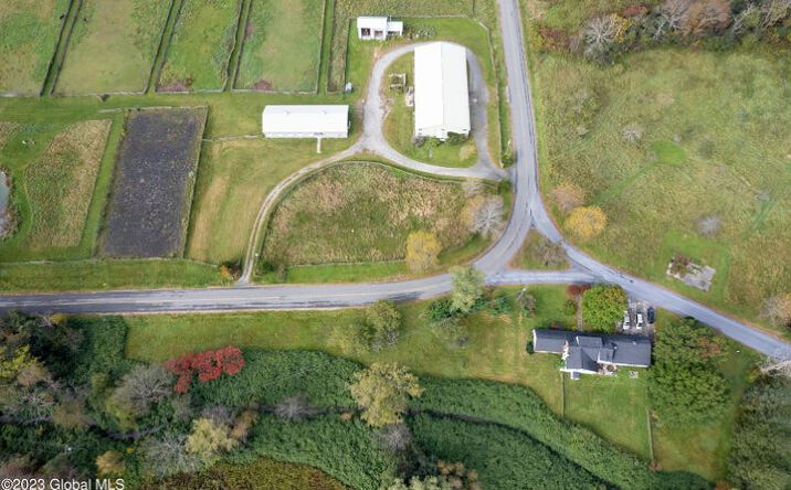 Pictures of Mixed Use property located at 4 Whitman Rd. E, Stephentown, NY 12168 for sales - image #1
