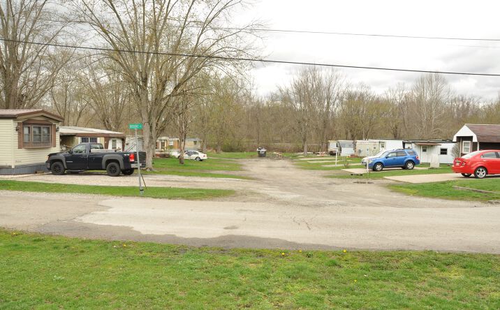 Pictures of Mobile Home Park property located at 52 Brushwood Rd, Uniontown, PA 15401 for sales - image #1