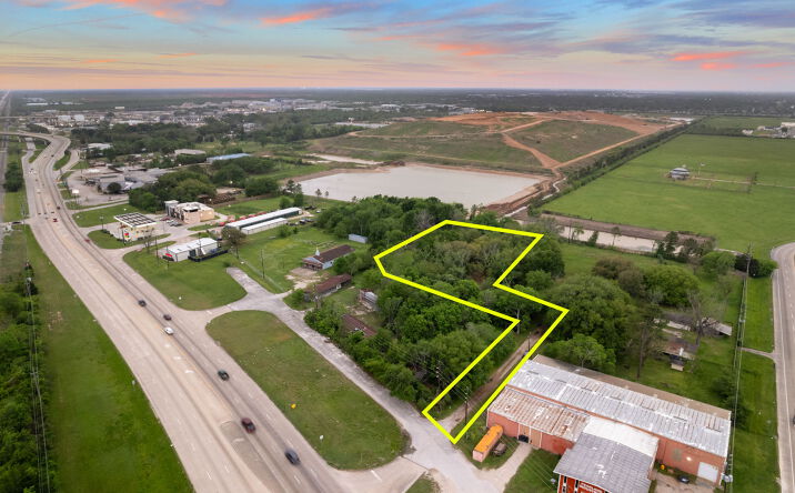 Pictures of Land property located at 14525 Almeda Rd, Houston, TX 77047 for sales - image #1