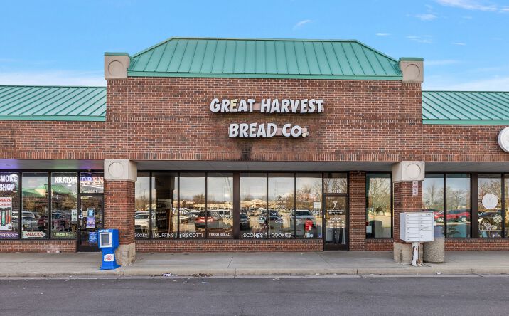 Pictures of Retail property located at 48923 Hayes Rd, Shelby, MI 48315 for sales - image #1