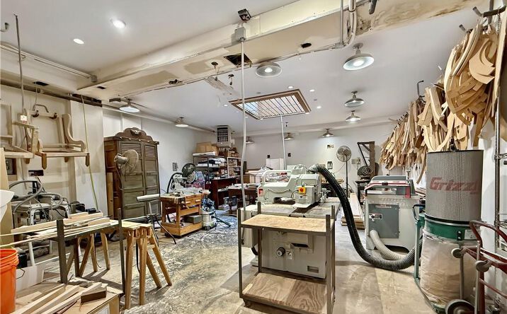 Pictures of Industrial, Office, Retail property located at 821 39th Street, Brooklyn, NY 11232 for sales - image #1