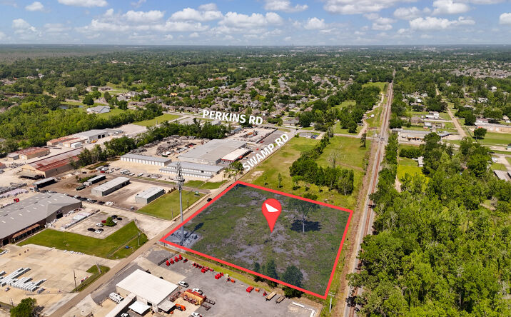 Pictures of Land property located at 18258 Swamp Rd, Prairieville, LA 70769 for sales - image #1