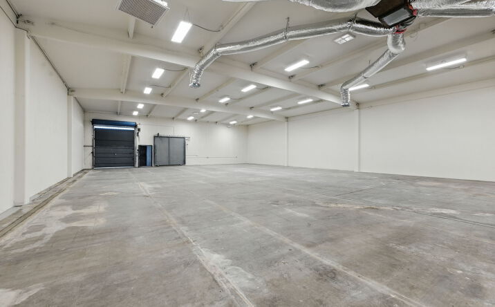 Pictures of Industrial property located at 12819 Main Street, Los Angeles, CA 90061 for sales - image #1