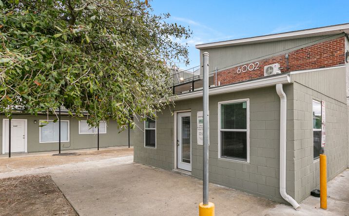Pictures of Multifamily property located at 6000 Chef Menteur Hwy, New Orleans, LA 70126 for sales - image #1
