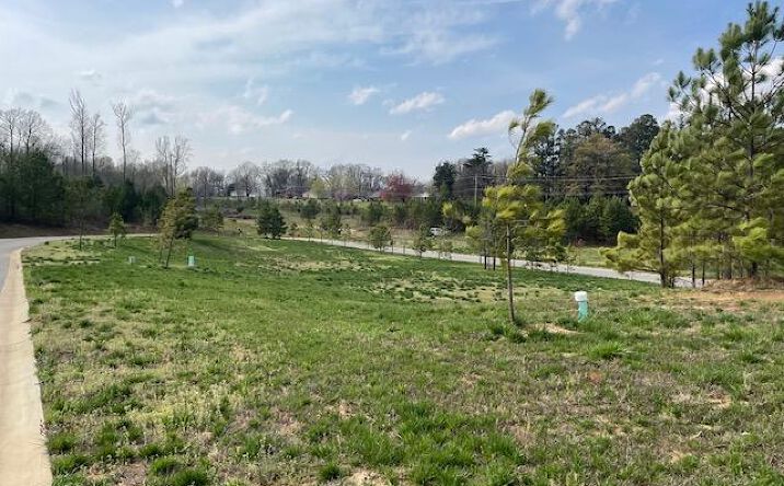Pictures of Land property located at 135 Low Ridge Lane, Paducah, KY 42003 for sales - image #1