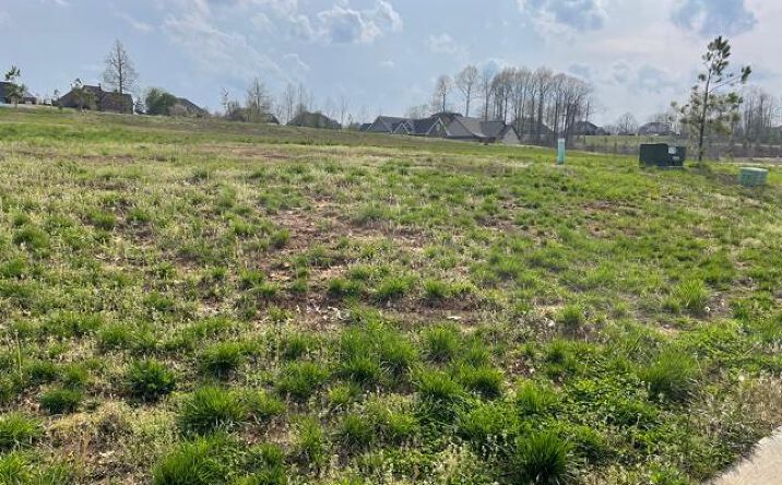 Pictures of Land property located at 120 Low Rdg Ln, Paducah, KY 42003 for sales - image #1