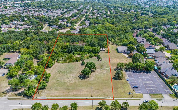 Pictures of Land property located at 2120 W Sublett Rd, Arlington, TX 76017 for sales - image #1