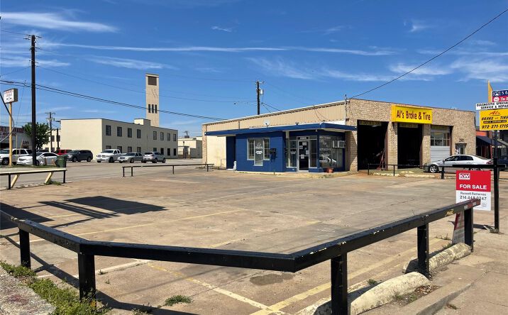 Pictures of Industrial property located at 2085 S Garland Ave, Garland, TX 75041 for sales - image #1