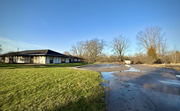 Pictures of Land property located at 5945 Park Lake Dr., East Lansing, MI 48823 for sales - image #1