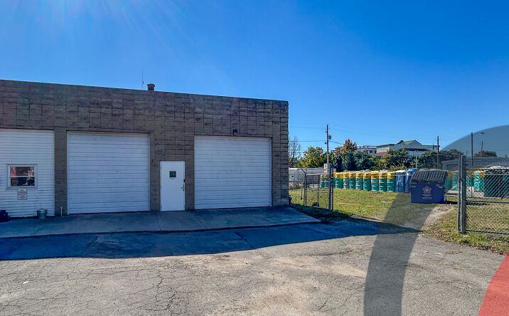 Pictures of Industrial, Retail property located at 633 W Superior St, Fort Wayne, IN 46802 for sales - image #1