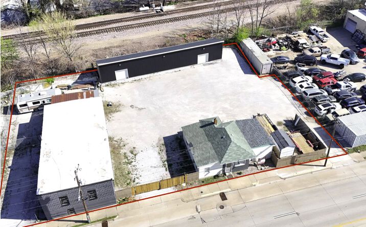 Pictures of Industrial property located at 819 W Commercial St, Springfield, MO 65803 for sales - image #1