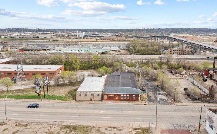 Pictures of Industrial, Office property located at 1218 SW Washington St, Peoria, IL 61602, 1220 SW Washington Street, Peoria, IL 61602 for sales - image #1