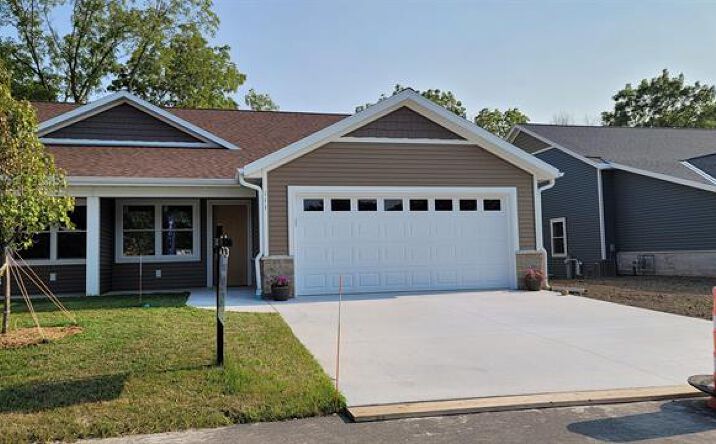 Pictures of Multifamily property located at 307 Edenview Lane, Eden, WI 53019 for sales - image #1