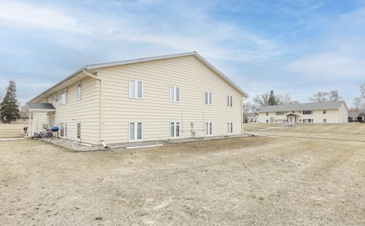 Pictures of Multifamily property located at 315 E Main St, Cyrus, MN 56323 for sales - image #1
