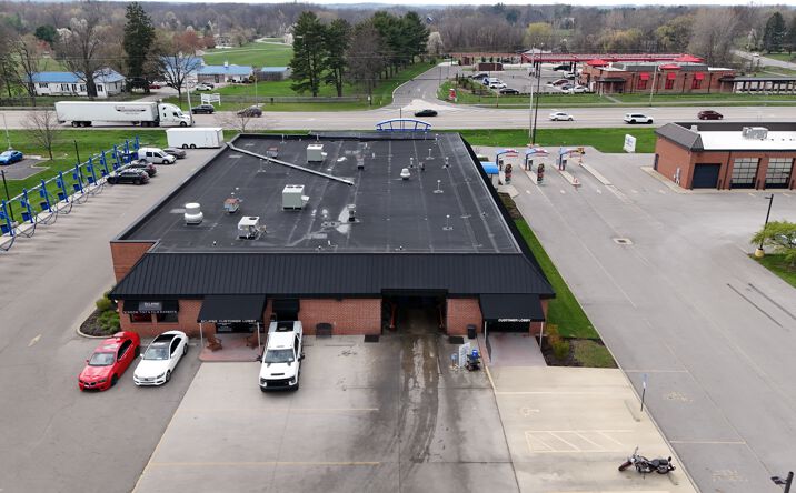 Pictures of Business for Sale, Retail property located at 8062 Orange Centre Dr, Lewis Center, OH 43035 for sales - image #1