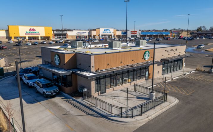 Pictures of Retail property located at 1548 N Larkin Ave, Joliet, IL 60435 for sales - image #1