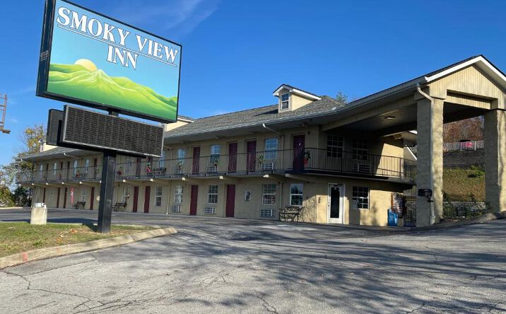 Pictures of Hospitality property located at 2065 Parkway, Pigeon Forge, TN 37863 for sales - image #1