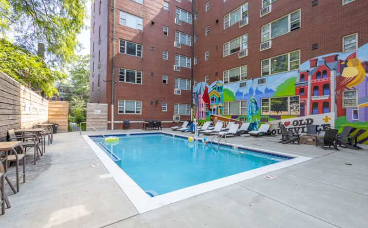 Pictures of Multifamily property located at 512 W Ormsby Ave, Louisville, KY 40203 for sales - image #1