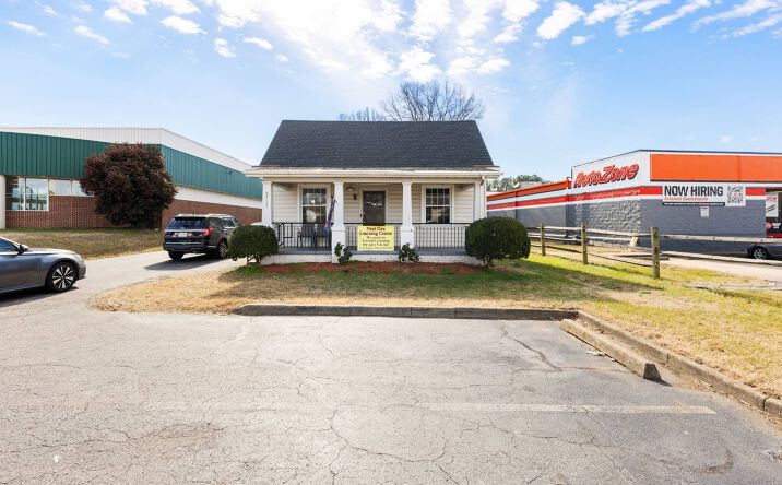 Pictures of Office, Retail property located at 5717 Midlothian, Richmond, VA 23225 for sales - image #1