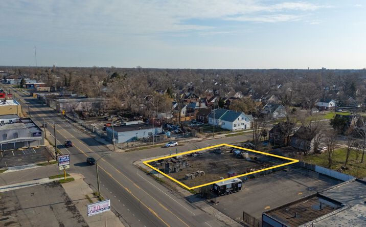 Pictures of Industrial, Land, Retail property located at 15390 Schaefer Hwy, Detroit, MI 48227 for sales - image #1