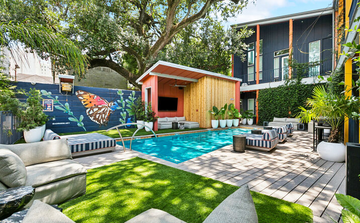 Pictures of Hospitality property located at 1726-30 Clio St, New Orleans, LA 70113 for sales - image #1