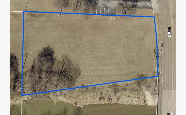Pictures of Land property located at 1721 N Shelby Oaks Dr, Memphis, TN 38134 for sales - image #1