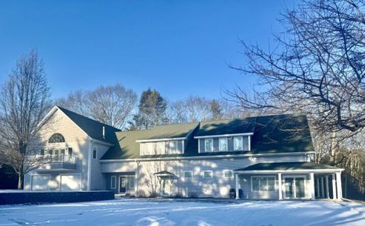 Pictures of Retail, Multifamily, Office, Mixed Use property located at 1376 US Route 1, York, ME 03902 for sales - image #1