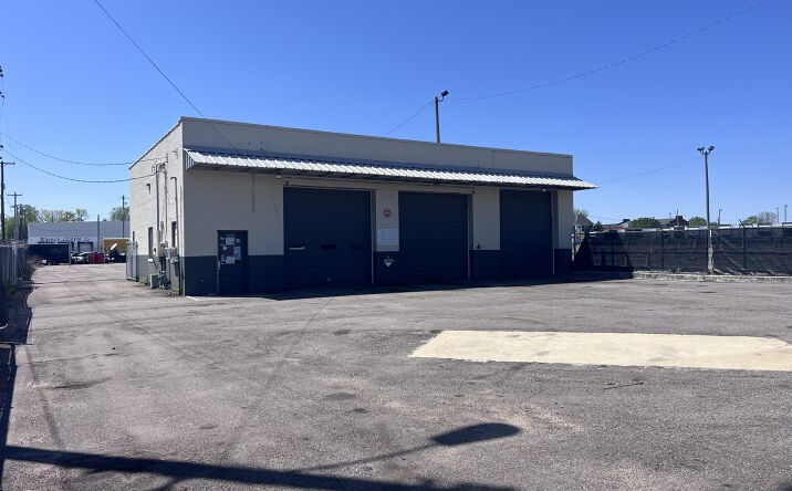 Pictures of Retail property located at 167 Webster Ave, Memphis, TN 38126 for sales - image #1