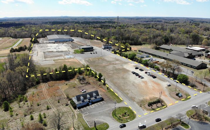 Pictures of Land property located at 3571 N Nc 16 Business Hwy, Denver, NC 28037 for sales - image #1