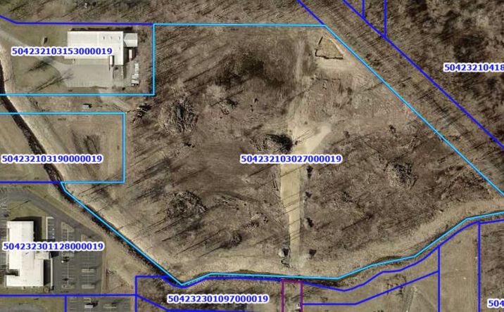Pictures of Land property located at N Oak Rd, Plymouth, IN 46563 for sales - image #1