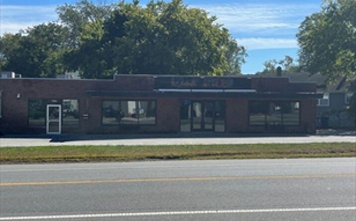 Pictures of Retail, Office, Industrial property located at 565 Chickering Rd, North Andover, MA 01845 for sales - image #1