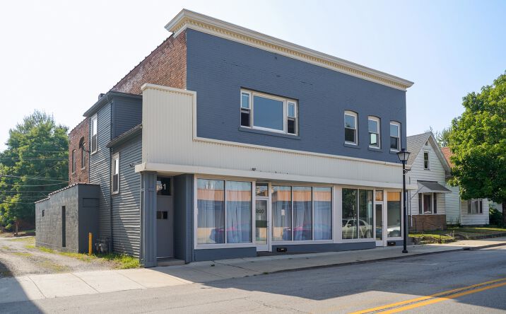 Pictures of Mixed Use, Retail property located at 1641 N Wells St, Fort Wayne, IN 46808 for sales - image #1