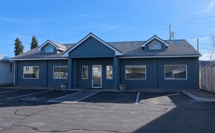 Pictures of Office, Retail property located at 750 NW 4th St, Prineville, OR 97754 for sales - image #1