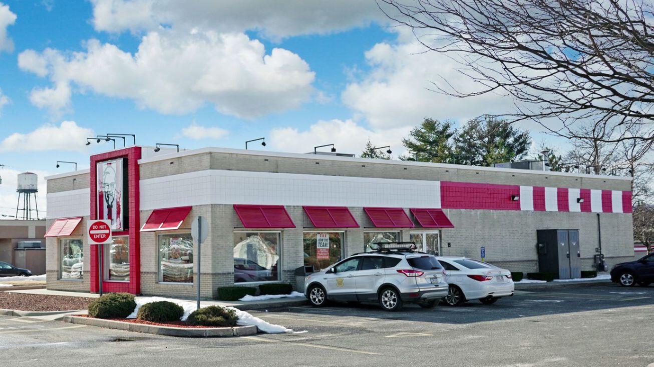 866 Queen Street, Southington, CT 06489