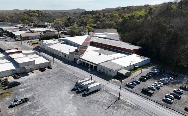 Pictures of Industrial property located at 326 S Marble St, Rockmart, GA 30153 for sales - image #1