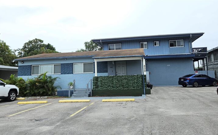 Pictures of Special Purpose property located at 808 NW 19th Street, Fort Lauderdale, FL 33311 for sales - image #1