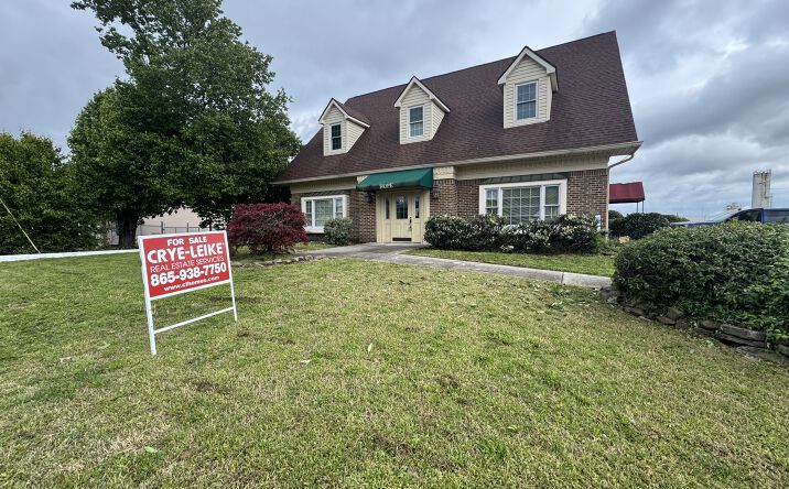 Pictures of Office property located at 1369 W Andrew Johnson Hwy, Morristown, TN 37814 for sales - image #1