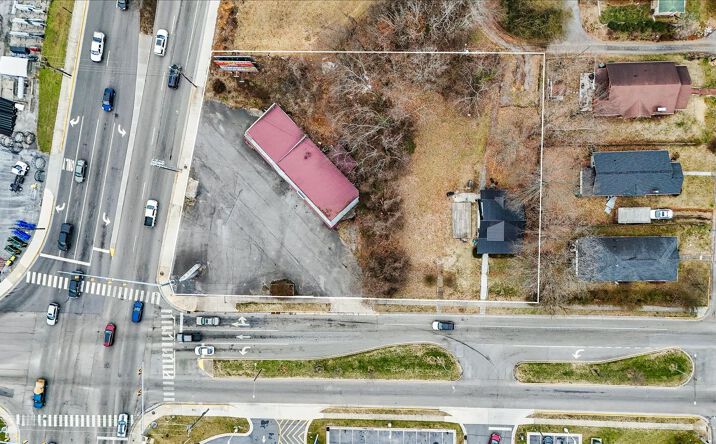 Pictures of Land, Mixed Use property located at 601 Commonwealth Avenue, Bristol, VA 24201 for sales - image #1